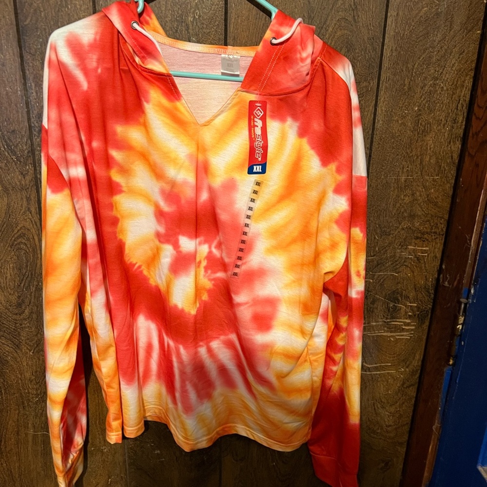 XXL never worn light hoodie